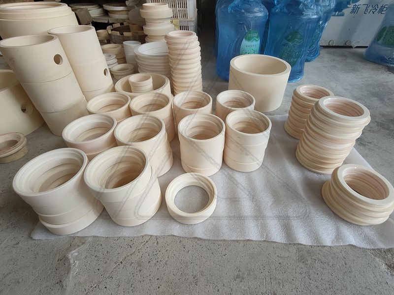 氧化鋁陶瓷與普通陶瓷的區別是什么呢?