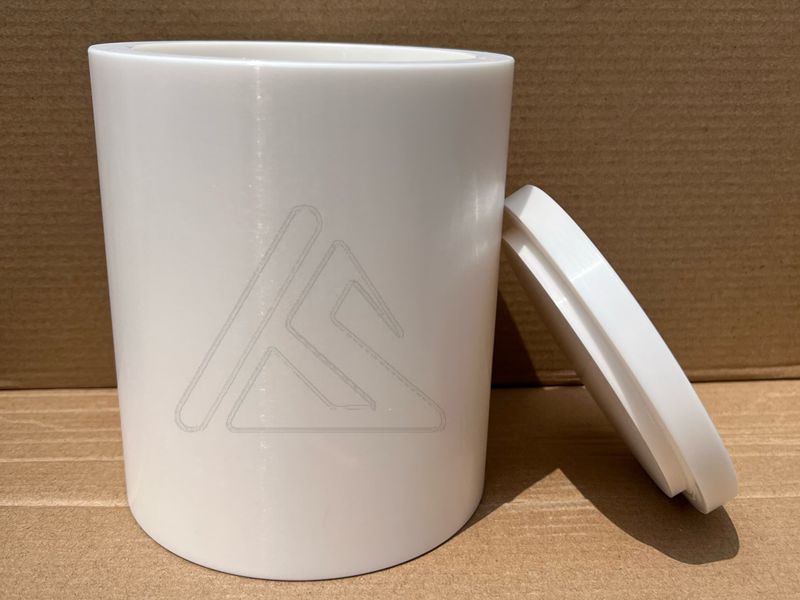 氧化鋁陶瓷球磨罐都用在哪些行業(yè)？